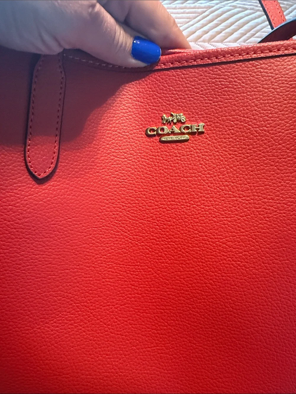 Coach medium city